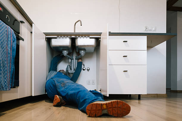 Professional Leak Detection technician working in Loretto, MN